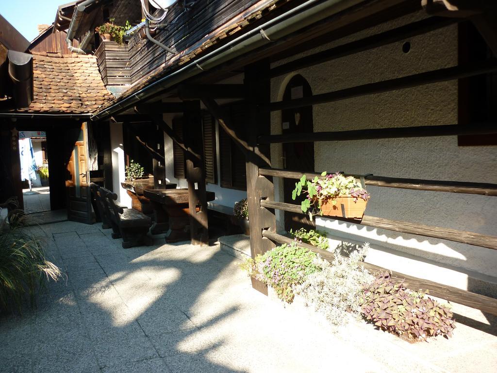 Hotel Gostisce Smuk Križe Exterior foto